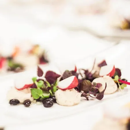 Liebe Sonne 4s ホテル 4*