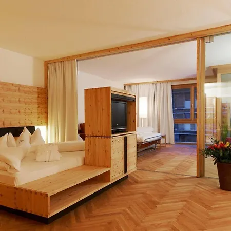 Ξενοδοχείο Liebe Sonne 4s 4*