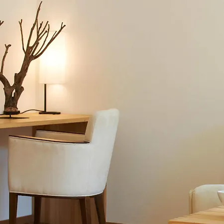 Liebe Sonne 4s ホテル