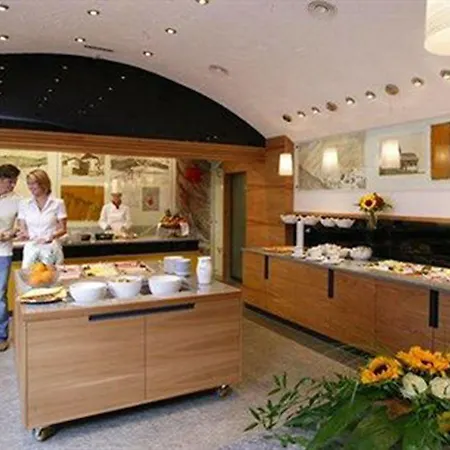 Ξενοδοχείο Liebe Sonne 4s 4*